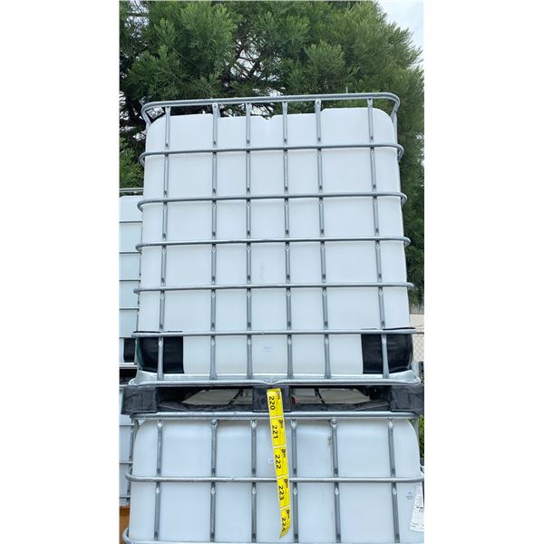 SCHUTZ 1200L PLASTIC COMMERCIAL METAL FRAMED LIQUID TRANSPORT PALLET