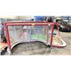 Image 1 : 3 LARGE RED METAL INDUSTRIAL REGULATION HOCKEY NETS