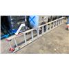 Image 1 : 24' INDUSTRIAL ALUMINUM EXTENSION LADDER