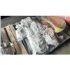 Image 3 : PALLET OF HEAVY DUTY ASSORTED SIZED INDUSTRIAL PLUMBING CAP PLATES & BAGS OF VALVES