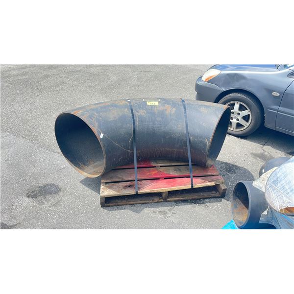 PALLET OF LARGE INDUSTRIAL PLUMBING METAL PIPE