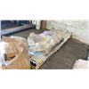 Image 1 : 2 PALLETS OF ASSORTED INDUSTRIAL METAL PLATE COVERS