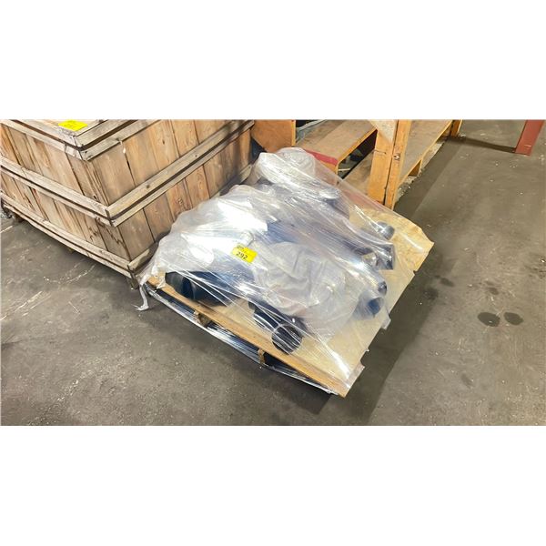 PALLET OF HEAVY DUTY METAL PLUMBING PIPE JOINTS