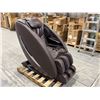 Image 2 : IBW JI - FAUTEUIL DE MASSAGE CHAUFFANT ZERO WALL À PISTE EN L ESPRESSO, SKU: 141059, S/N: MD62982202