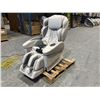 Image 1 : SYNCA JP3000 - FABRIQUÉ AU JAPON - FAUTEUIL DE MASSAGE 4D AVEC ROBOT IA 5D BLANC, SKU: 141124, S/N: 