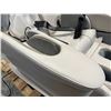 Image 8 : SYNCA JP3000 - FABRIQUÉ AU JAPON - FAUTEUIL DE MASSAGE 4D AVEC ROBOT IA 5D BLANC, SKU: 141124, S/N: 