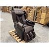 Image 2 : SYNCA KAGRA - CONÇU AU JAPON - FAUTEUIL DE MASSAGE 4D PREMIUM BRUN, SKU: 141128, S/N: MR1362312W0021