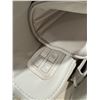 Image 8 : SYNCA KAGRA - CONÇU AU JAPON - FAUTEUIL DE MASSAGE 4D PREMIUM BLANC, SKU: 141129, S/N: MR1362312W002