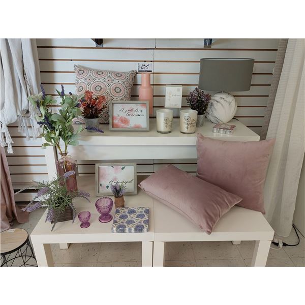 LOT DE 18 ARTICLES DE DÉCORATION