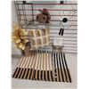 Image 1 : LOT DE 9 ARTICLES DE DÉCORAITON ET TAPIS
