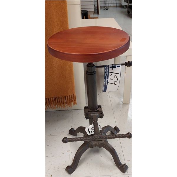 BANC A/ BASE EN METAL