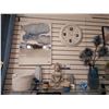 Image 1 : LOT DE 11 ARTICLES DE DECORATION ASS. BLEU-GRIS-BLANC (VALEUR DE 280+$)