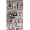 Image 1 : LOT DE 21 ARTICLES DE DECORATION ASS. (VALEUR DE 200+$)