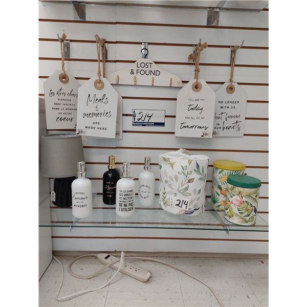 LOT DE 15 ARTICLES DE DECORATION ASS. (VALEUR DE 70+$)