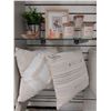 Image 3 : LOT 1DE 14 ARTICLES DE DECORATION ASS. (VALEUR DE 225+$)