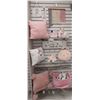 Image 1 : LOT DE 18 ARTICLES DE DECORATION POUR PETITE FILLE (VALEUR DE 220+$)