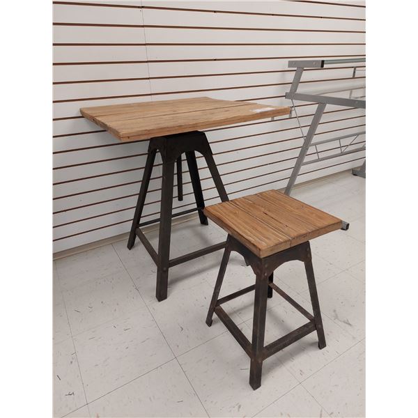 ENS. 2 MORCEAUX 1-TABLE 27 ½ “ X 26” X31” ET BANC