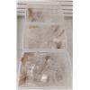 Image 1 : LOT DE 50+ PETITS PRESENTOIR PLASTIQUE ASS.