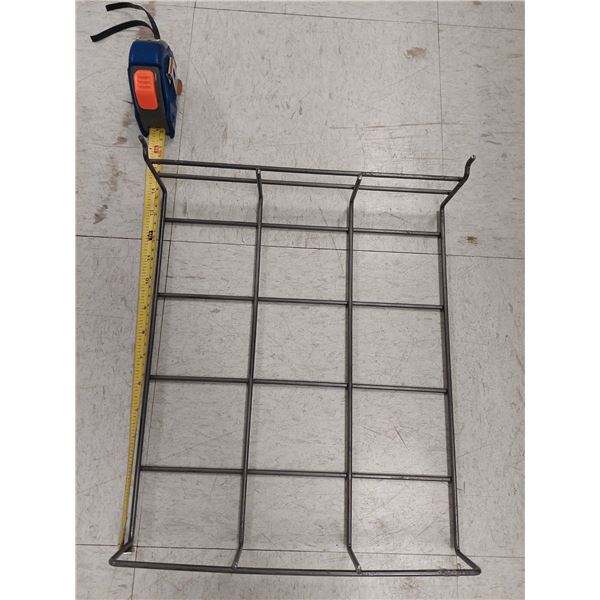 LOT DE 56 TABLES METAL 12”X14”