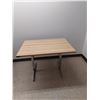 Image 1 : LOT DE 5 TABLES 42”X 30”X 29 ¾