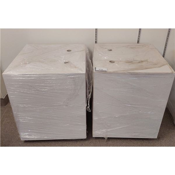 LOT DE 2 CUBES 24”X24”X30”