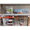 Image 1 : LOT DE 80+ ARTICLES DE DÉCO ASSORTIS (VALEUR DÉTAIL: 800+$)