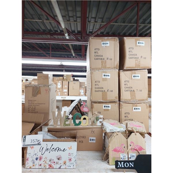 LOT DE 100+ ARTICLES DE DÉCO ASSORTIS (VALEUR DÉTAIL: 600+$)