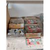 Image 2 : LOT DE 170+ LOT DE SACS ET CHEMINS DE TABLES DIVERS (VALEUR DÉTAIL: 1000+$)