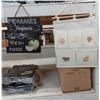 Image 1 : LOT DE 80+ LOT D'AFFICHES DÉCORATIVES (VALEUR DÉTAIL: 900+$)