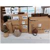 Image 1 : LOT DE 50+ ARTICLES DE DÉCO ASSORTIS (VALEUR DÉTAIL: 900+$)