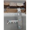 Image 1 : LOT DE 50+ ARTICLES DE DÉCO ASSORTIS (VALEUR DÉTAIL: 800+$)