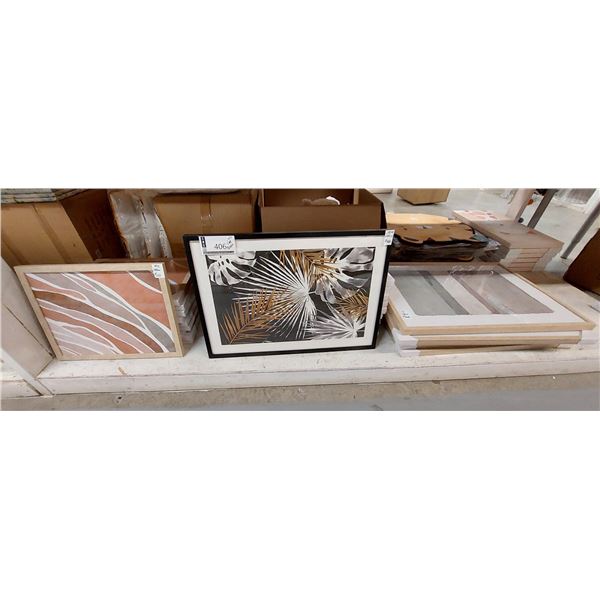 LOT DE 25 CADRES ASSORTIS (VALEUR DÉTAIL: 800+$)