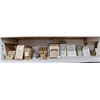 Image 1 : LOT DE 140+ ARTICLES DE DÉCO ASSORTIS (VALEUR DÉTAIL: 900+$)