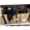 Image 4 : LOT DE 25+ CHAPEAUX AVEC FOULARD DE FOURRURE (VALEUR DE 300+$)
