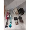 Image 2 : LOT DE 400+ BIJOUX ASS (VALEUR DE 800+$)
