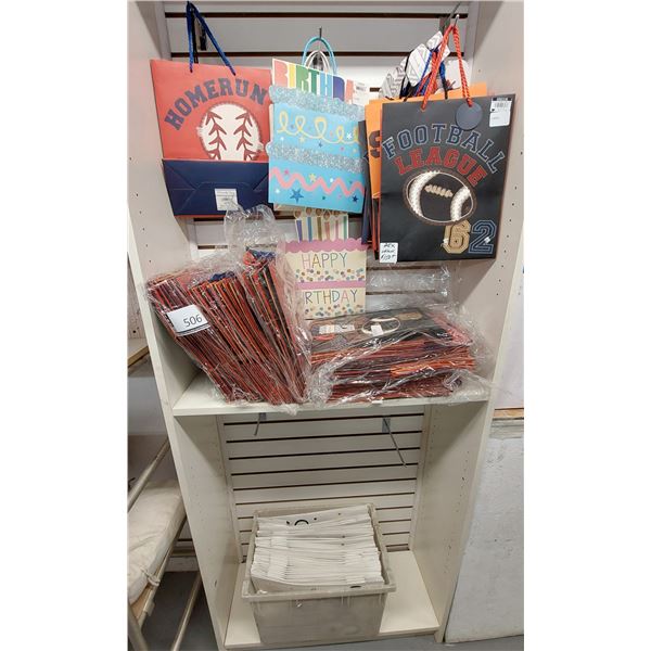 LOT DE 70+SACS CADEAUX ASS. (VALEUR DE 150+$)