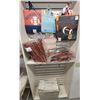 Image 1 : LOT DE 70+SACS CADEAUX ASS. (VALEUR DE 150+$)