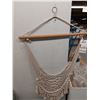 Image 1 : LOT DE 5 CHAISES HAMAC (VALEUR DE 120+$)