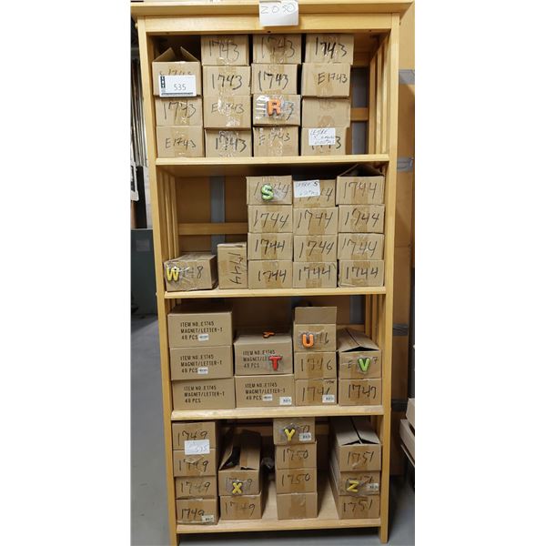 LOT DE 5000+ LETTRES ALPHABET AIMANTEES (VALEUR DE 5000+$)