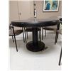 Image 1 : LOT DE 1-TABLE ET 6- CHAISES
