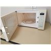 Image 1 : LOT DE 3 MICRO-ONDES ASSORTIS