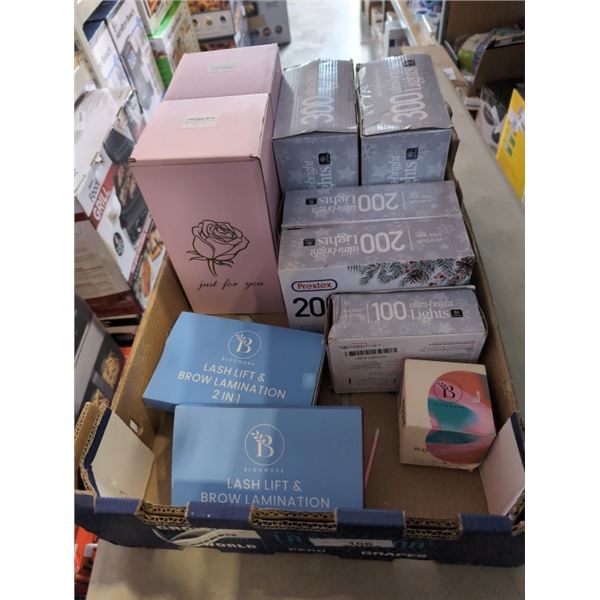 ASSORTED AMAZON ITEMS, 300 AND 200 PC LIGHT SETS, ROSE LED GIFTS, EYTE LASH SETS ETC