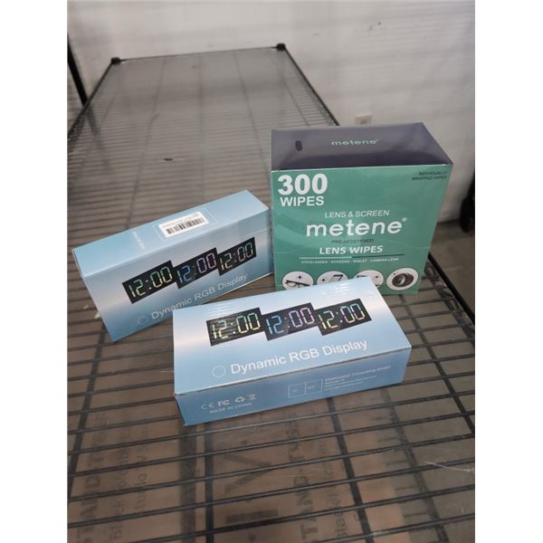 NEW 300 PACK OF LENS WIPES AND 2 SINGLE COLOR DISPLAY DESKTOP CLOCKS