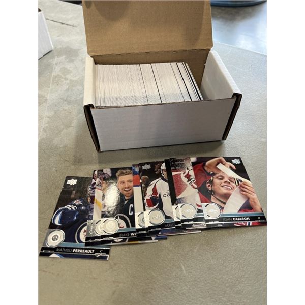 2017-18 UPPER DECK SERIES 1 HOCKEY CARDS #1-200