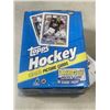 Image 1 : TOPPS HOCKEY 1992 BOX OF SEALED PACKS