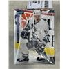 Image 2 : O-PEE-CHEE NHL STARS BOX OF SEALED PACKS AND SET OF PARKHURST CARDS