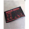 Image 1 : 2 PAIRS HEATED RECHARGABLE SOCKS