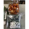 Image 2 : CHRISTMAS LIGHTS AND DECORATIVE BALLS