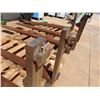 Image 15 : Pair Forklift Forks 42 in Long