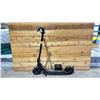 Image 3 : BUGATTI ELECTRIC SCOOTER WITH CHARGER AND BATTERY *NEW*
